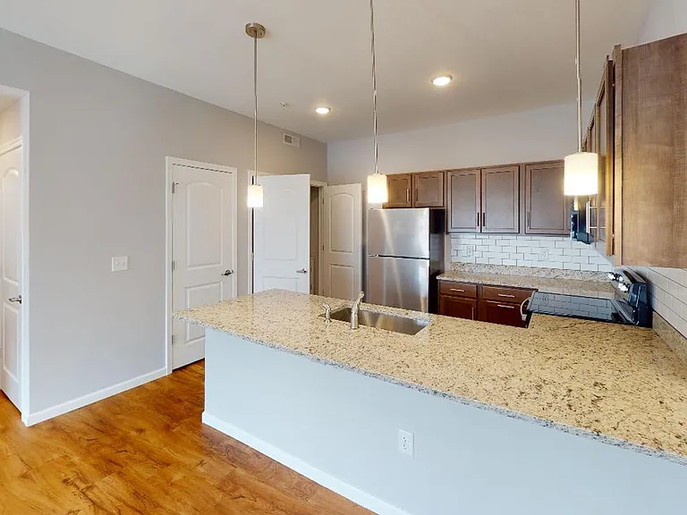 The Legends Apartments — Photo 50