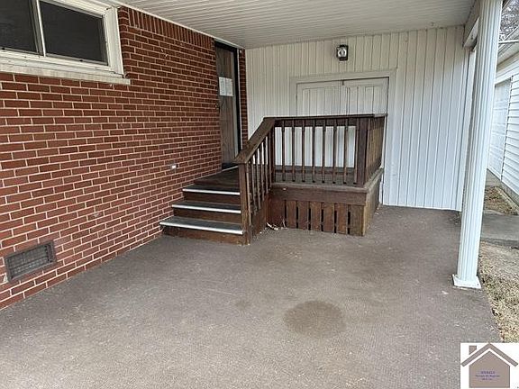 5th image of 600 Lakeview Dr