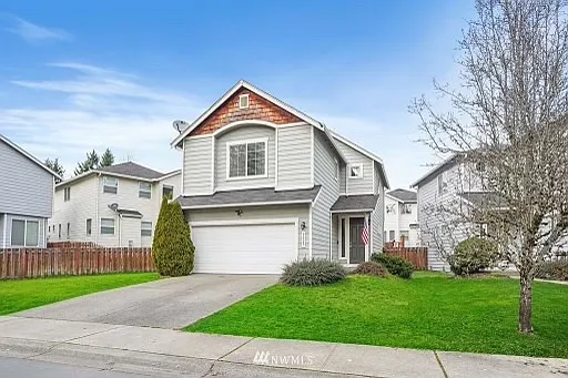 3 bed, 2.5 bath, 1591 sqft, $3,000 — Photo 1