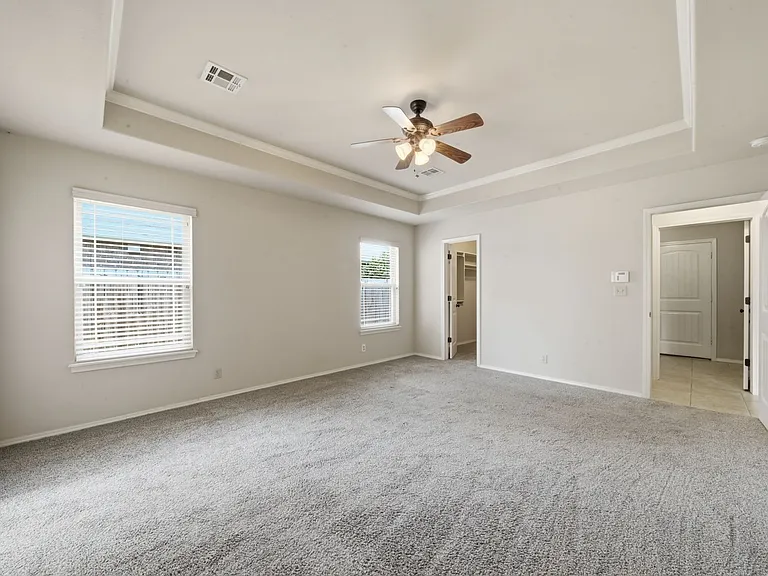 14738 Courtney Dr — Photo 11