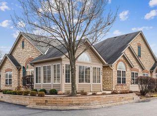 766 Kingsmead Rd, Westerville, OH 43082