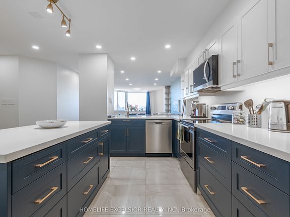 5th image of 236 Albion Rd #612