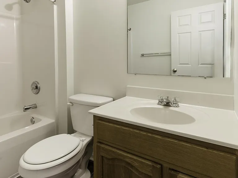 Brookmeade Apartments — Photo 19