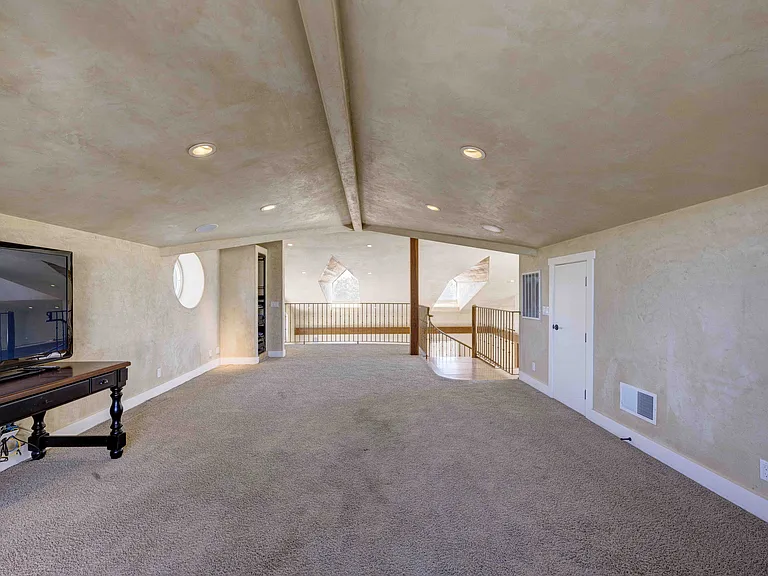 1101 Los Carneros Ave — Photo 18