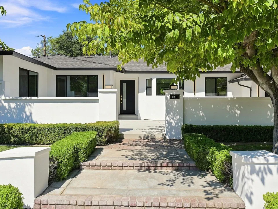 840 Kane Cir