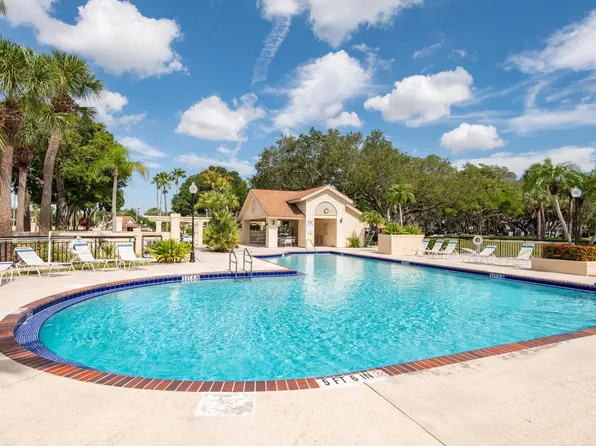 8152 Bridgewater Court #52a, Lake Clarke Shores, FL 33406