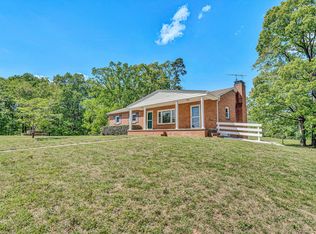 3720 Shelor Ave, Salem, VA 24153