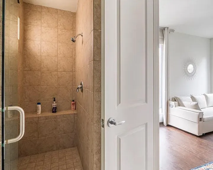5202 Rose St — Photo 33