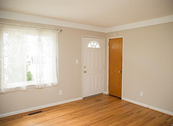 3rd image of 25011 Andover Dr