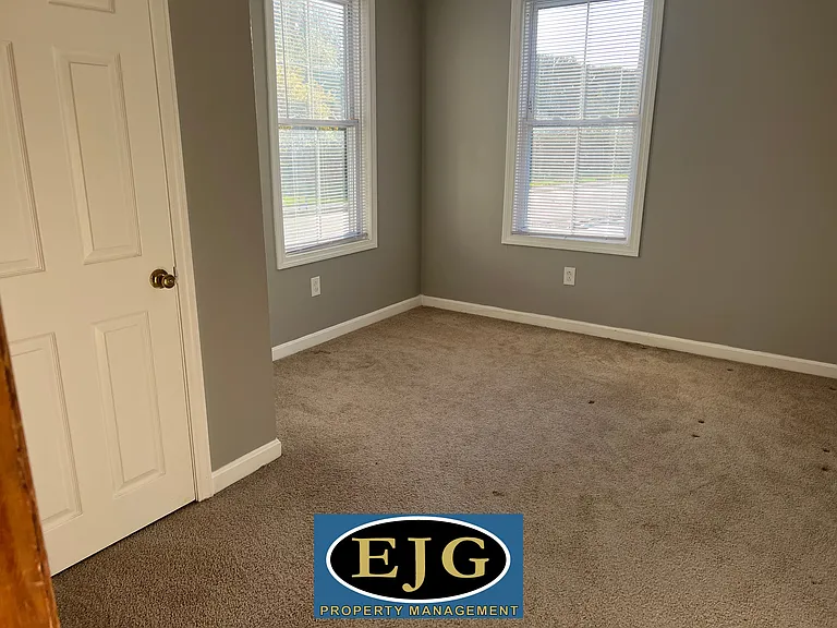 11 Ashuelot Main St #5 — Photo 23