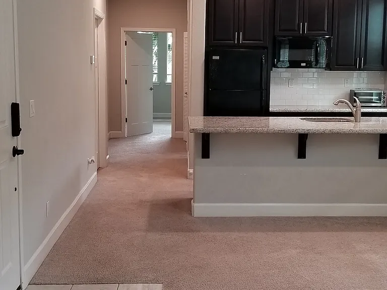 1613 Goode Pl — Photo 2