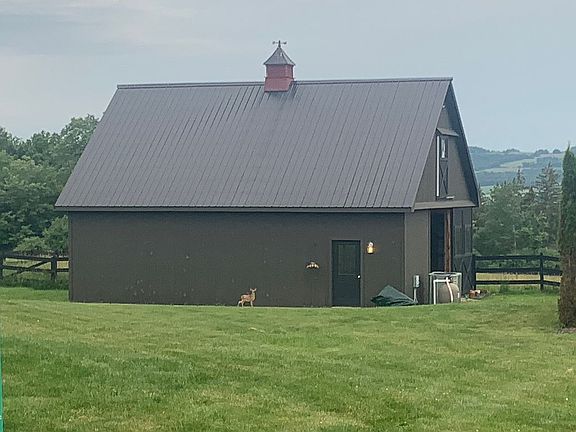 2nd image of 3365 Martin Rd