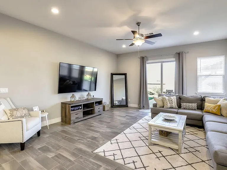 1474 Sunridge Ct — Photo 5