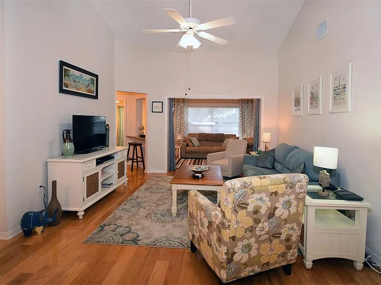 231 Southampton Ln #277 — Photo 11