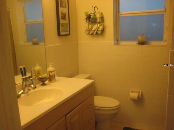 4th image of 3011 E Waters Ave