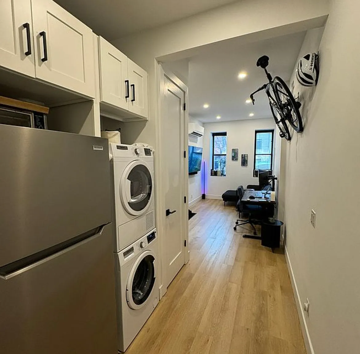 245 S 3rd St — Photo 4