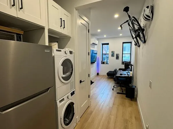 245 South Third Street image 2 of 12