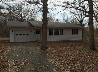 698 W Division Rd, Hebron, IN 46341