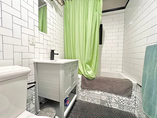 Rented by Doorway NYC, LLC | media 71