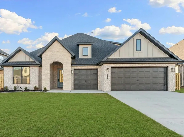 Hickory Plan, Hillcrest