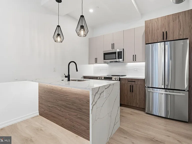 1232 Chancellor St #3C — Photo 2