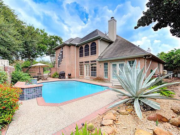 2nd image of 13915 Aspen Cove Ct