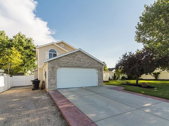 2nd image of 5045 W Mountain Hill Dr