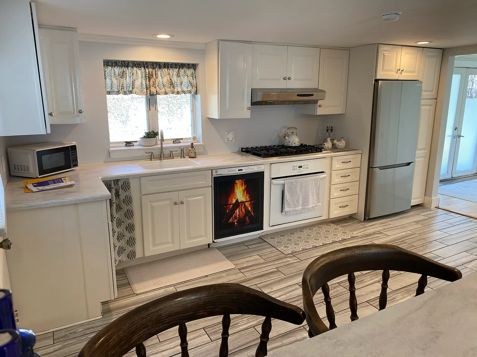 3 bed, 1218 sqft, $2,800 — Photo 4