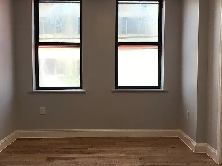 902 Carpenter St #2F — Photo 6