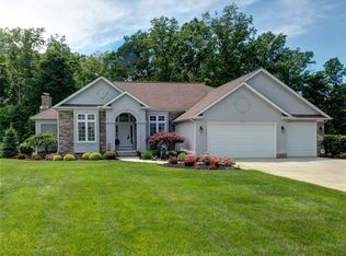 8210 Rainbow Dr, Concord Township, OH 44077