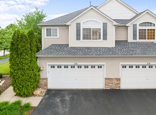 216 Timber Trails Blvd Unit 1, Gilberts, IL 60136