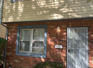 2734 Petzinger Rd, Columbus, OH 43209