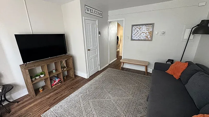 1 bed, $900 — Photo 4