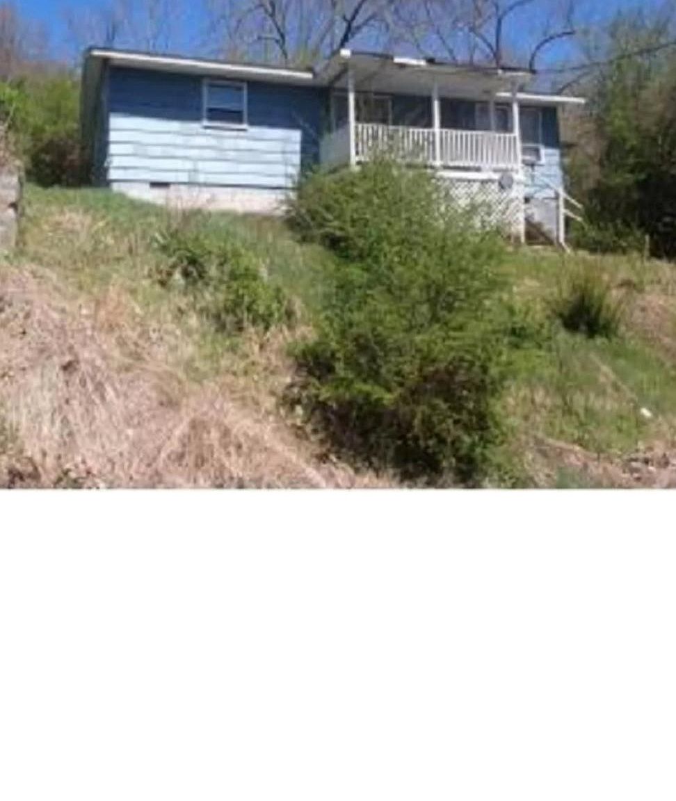 371 Henry St, Appalachia, VA 24216 Zillow