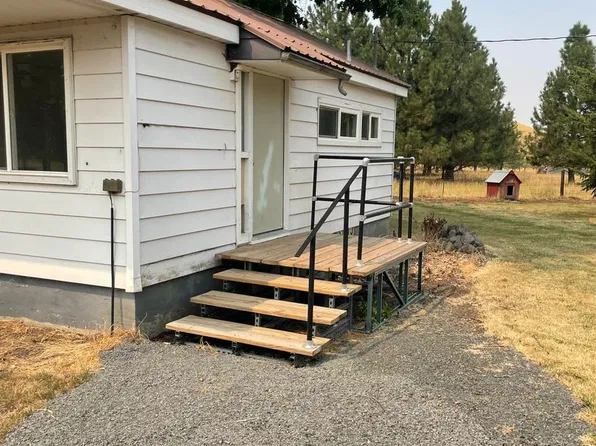 17663 State Route 194, Pullman, WA 99163