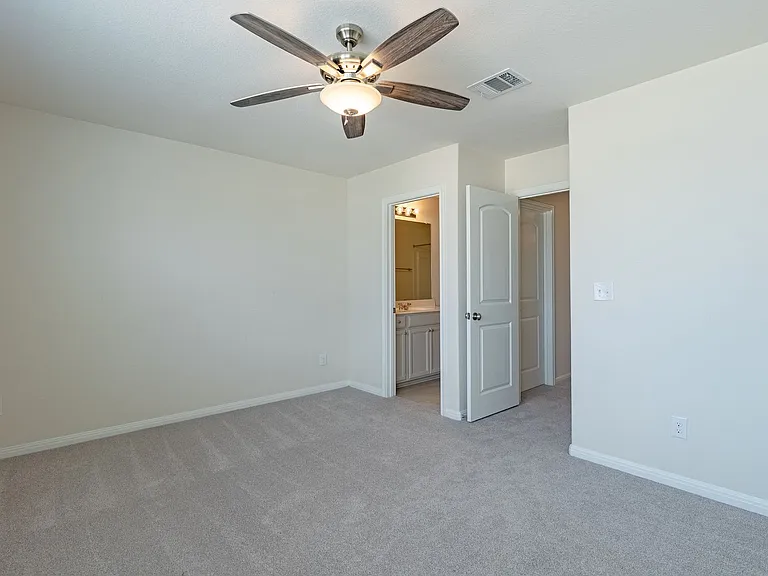13101 Foreston Dr — Photo 12
