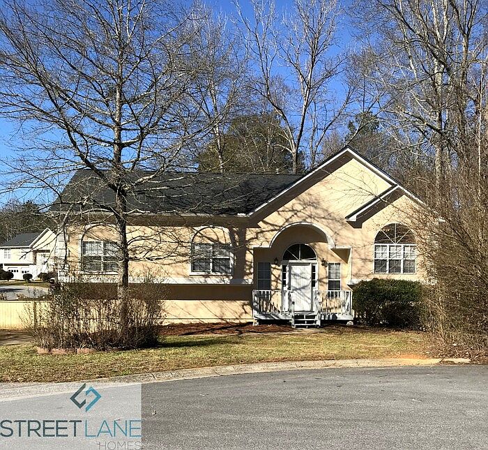 1st image of 2685 Candler Dr SW