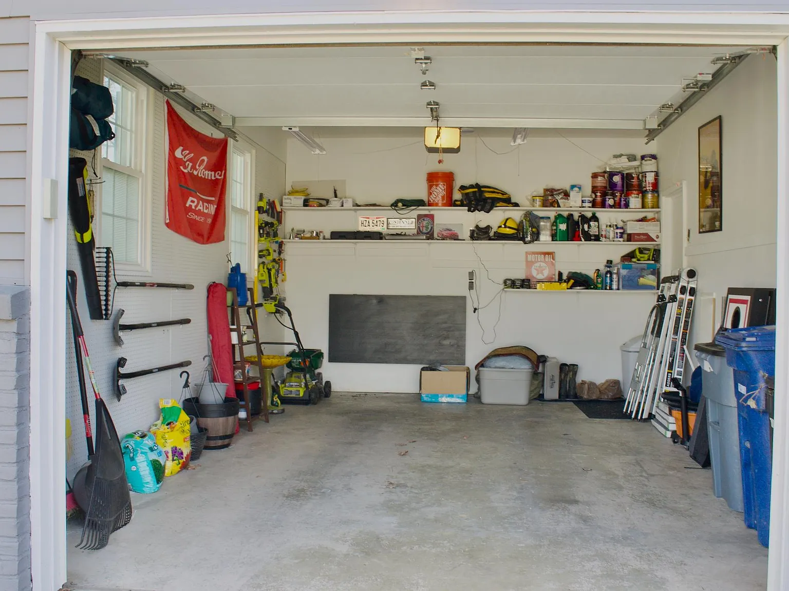 3 bed, 1160 sqft, $2,400 — Photo 4