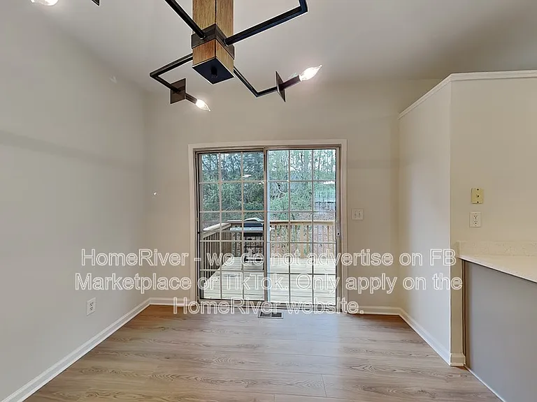 3455 Lathenview Ct — Photo 6