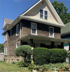 13701 Earlwood Rd, Cleveland, OH, 44110