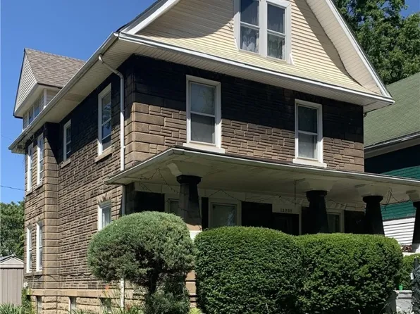 13701 Earlwood Rd, Cleveland, OH 44110