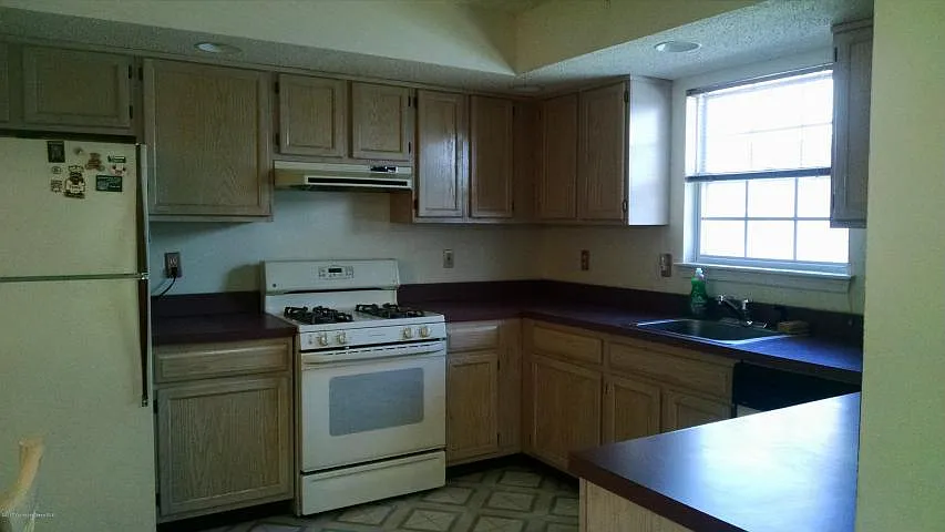 4 Cottontail Dr photo 1