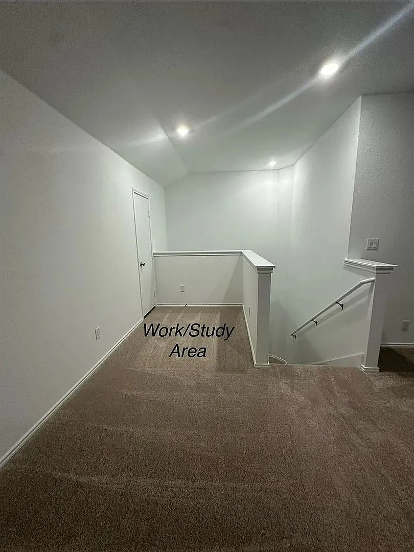 Room in 4 Bedroom Home at Pickerel St — Photo 3