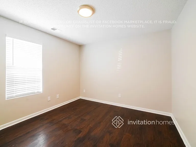 4350 Yellow Rose Dr — Photo 10
