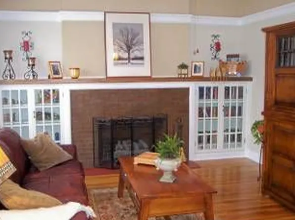 4747 N Malden St #3N, Chicago, IL 60640