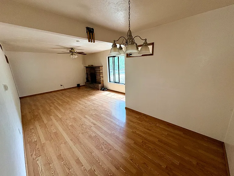 2804 N Jamison Blvd — Photo 16