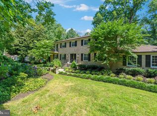 4749 Neptune Dr, Alexandria, VA 22309