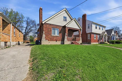 1190 E Way Photo 1