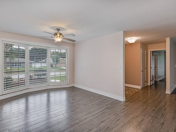 Plantation shutters in DR.