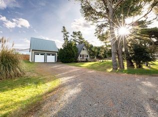 90691 Clark Rd, Warrenton, OR 97146